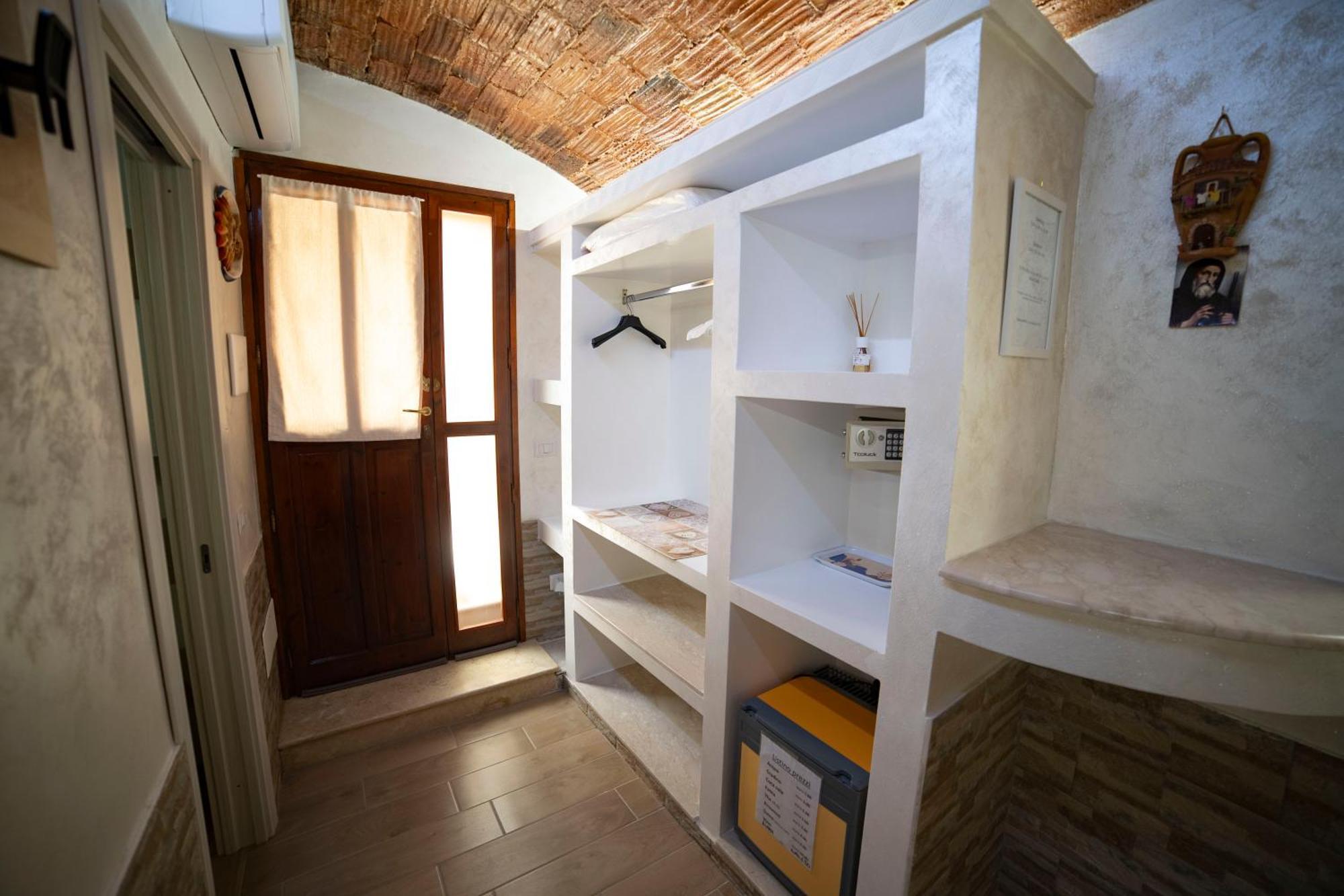 La Perla Del Tirreno Bed & Breakfast โตรเปอา ภายนอก รูปภาพ