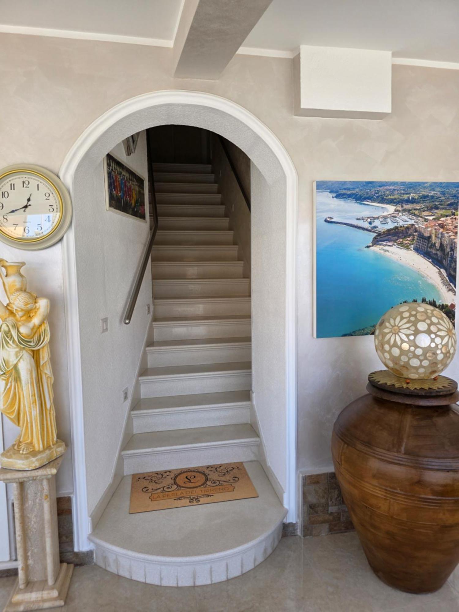 La Perla Del Tirreno Bed & Breakfast โตรเปอา ภายนอก รูปภาพ