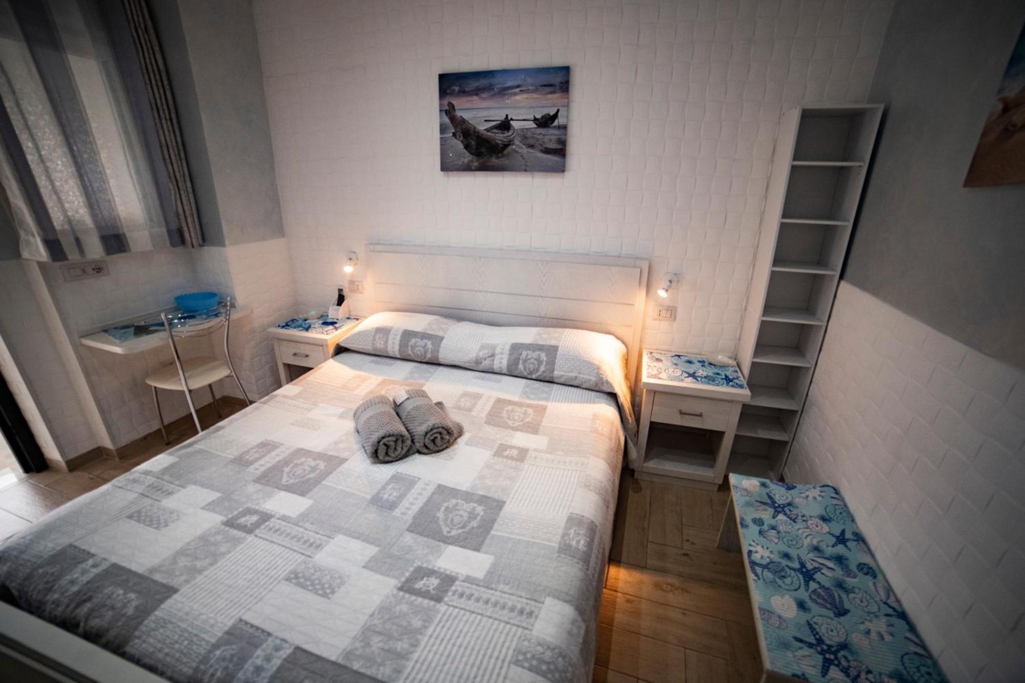 La Perla Del Tirreno Bed & Breakfast โตรเปอา ภายนอก รูปภาพ