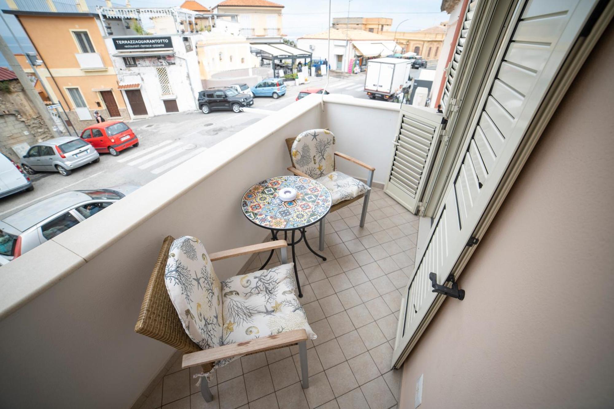 La Perla Del Tirreno Bed & Breakfast โตรเปอา ภายนอก รูปภาพ