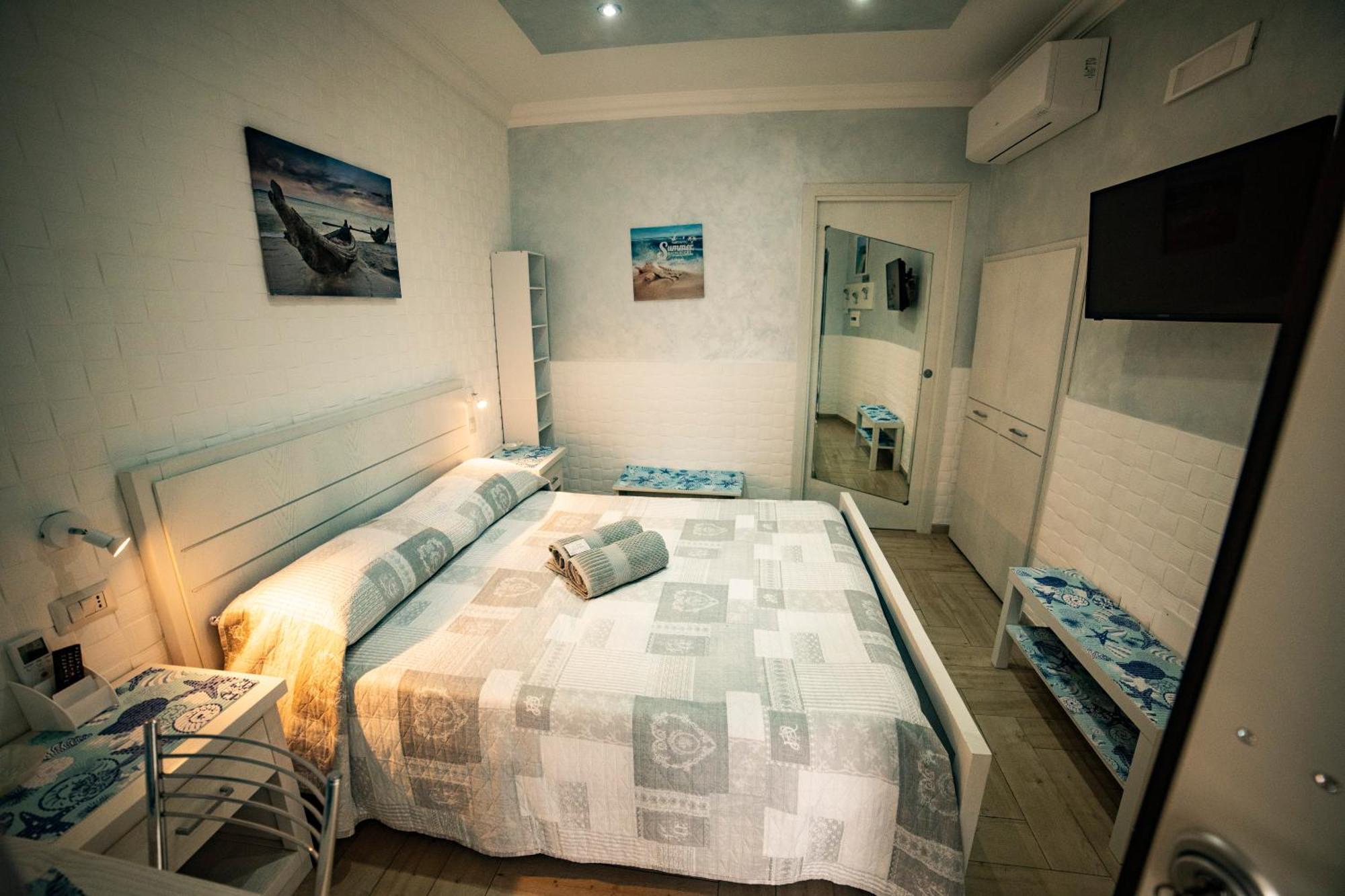 La Perla Del Tirreno Bed & Breakfast โตรเปอา ภายนอก รูปภาพ