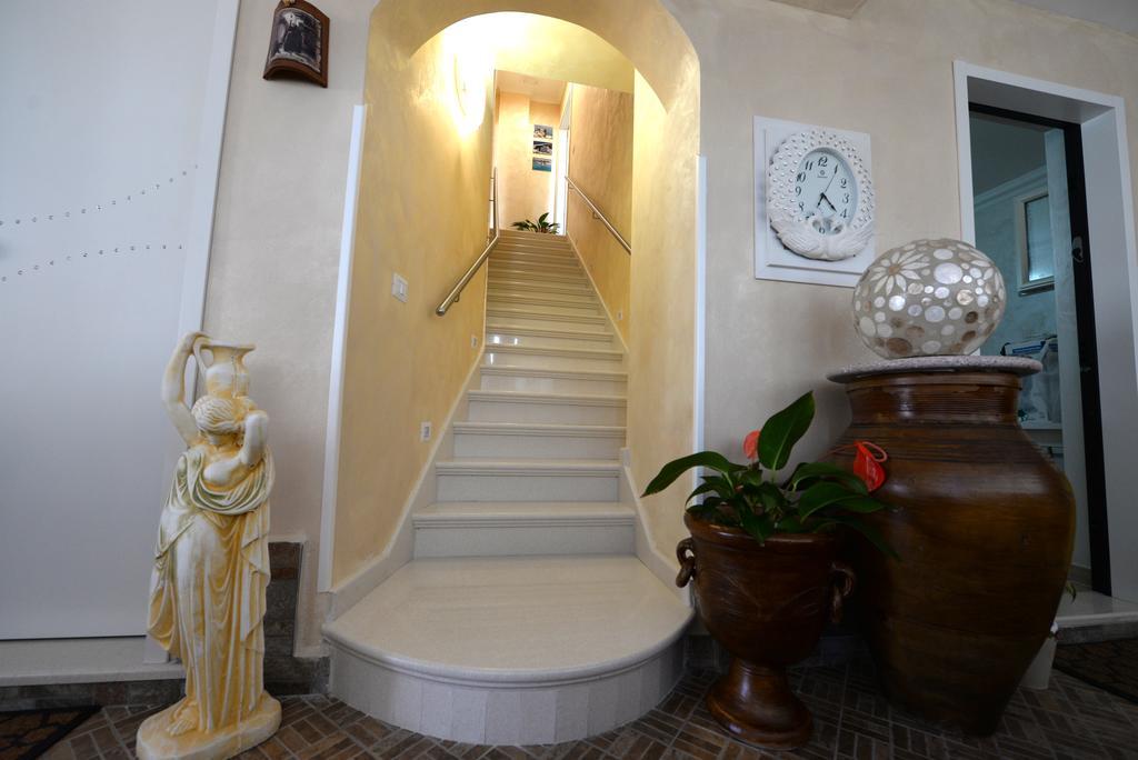 La Perla Del Tirreno Bed & Breakfast โตรเปอา ภายนอก รูปภาพ